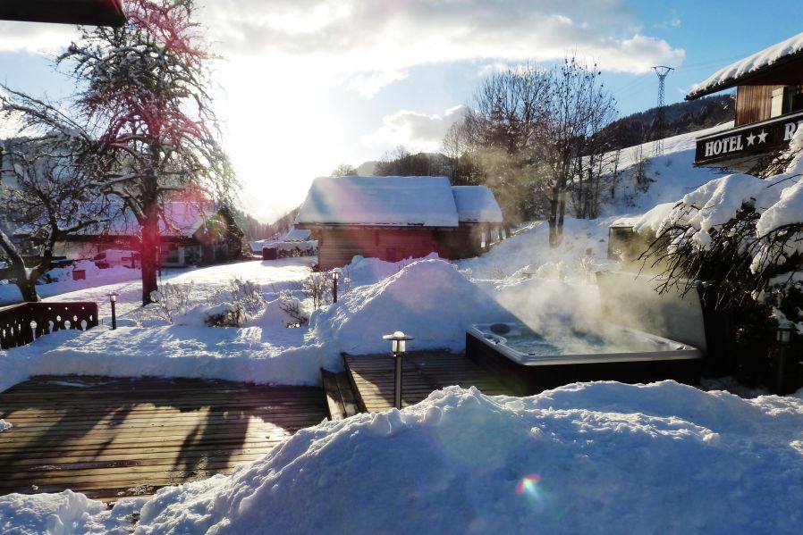 Location Chalets Les Gets, Chalet La Rocade Jacuzzi