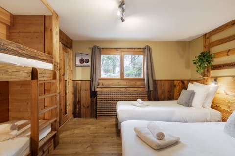 Room Two in Chalet La Rocade, Ground Floor