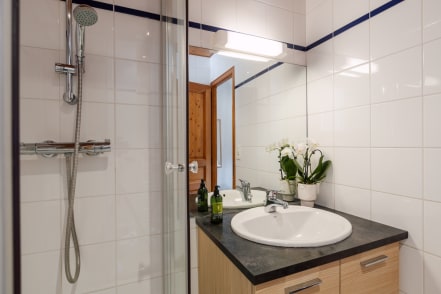 Negritelles 1, Room 1