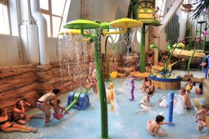 Natation en famille aux Gets