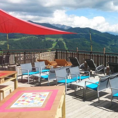 Le Belvédère, Mountain Restaurant in Les Gets